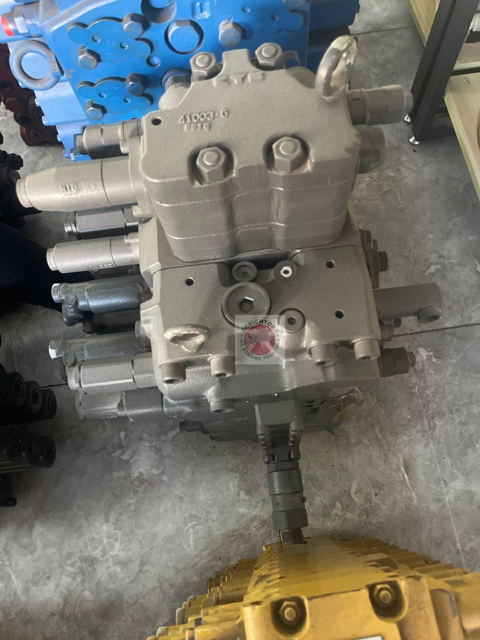 Гидравлический насос Kyb 00175-37500 KrJ27880